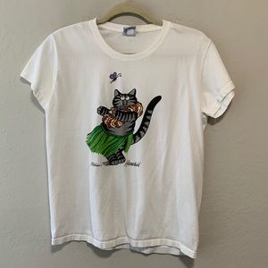 Vintage White Cat Graphic Tee
